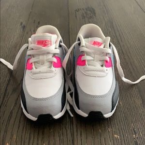 Toddler girl Nike Airmax Size 9